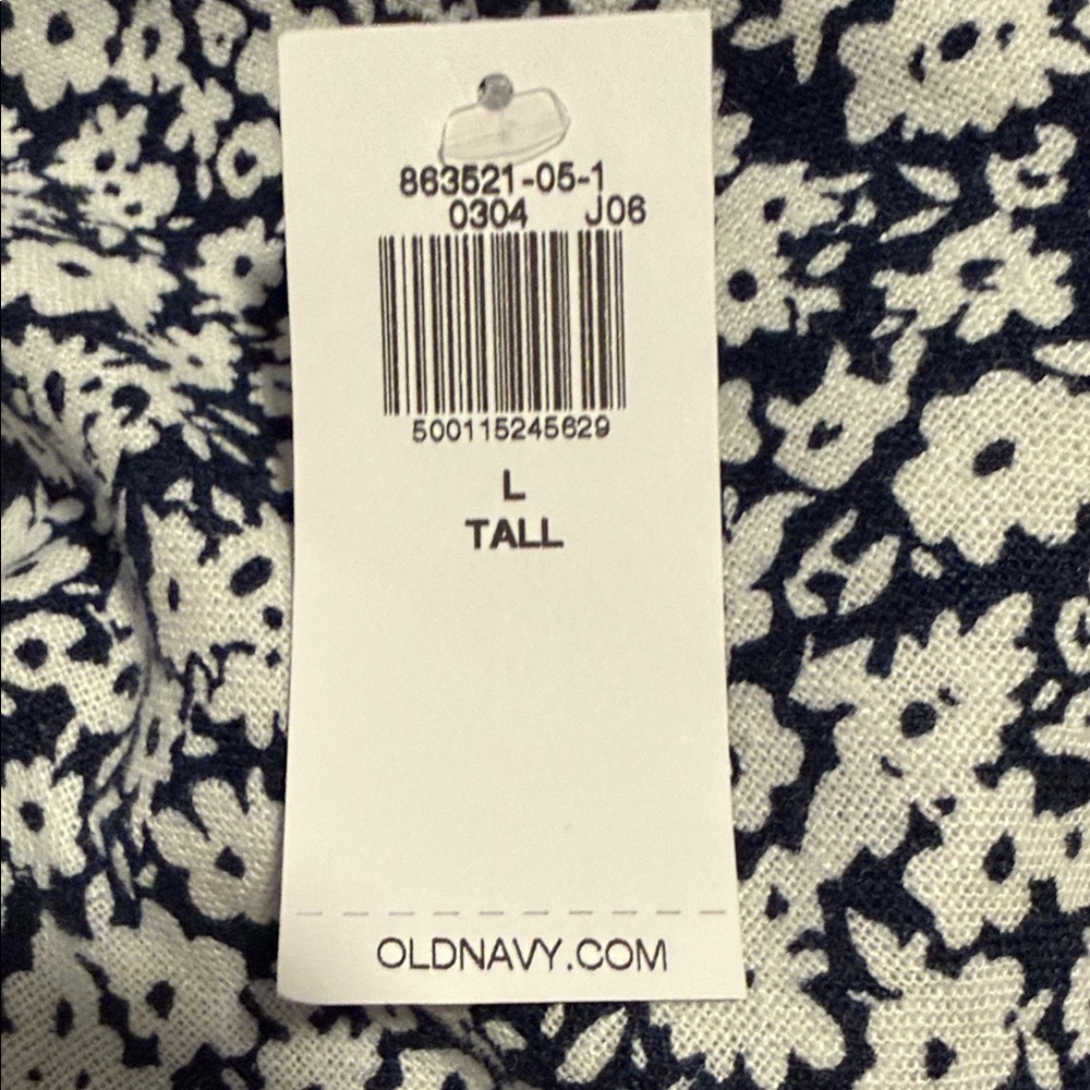 Old Navy Floral Linen-Blend Mini Dress in Navy and White - Picture 4 of 4